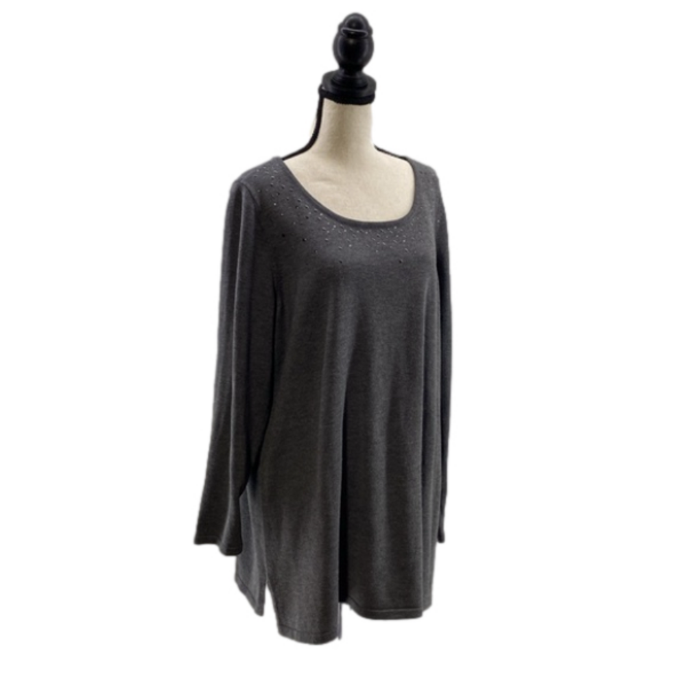AVENUE Gray Scoop Neck Silvertone Decoration Long Sleeve Pullover Sweater—18/20
